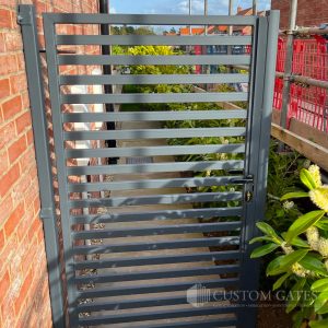 Cheney - Metal Flat Top Side Gate