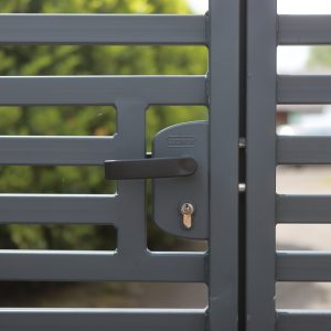 Cheney - Metal Flat Top Side Gate - Image 6