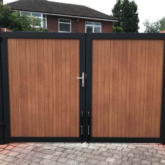 Swing Gate 8 (Aluminium)