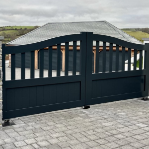 Aero - Bell Top Swing Aluminium Swing Driveway Gate - Image 3