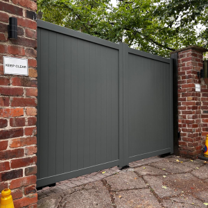 Nova - Flat Top Aluminium Swing Driveway Gate - Image 2